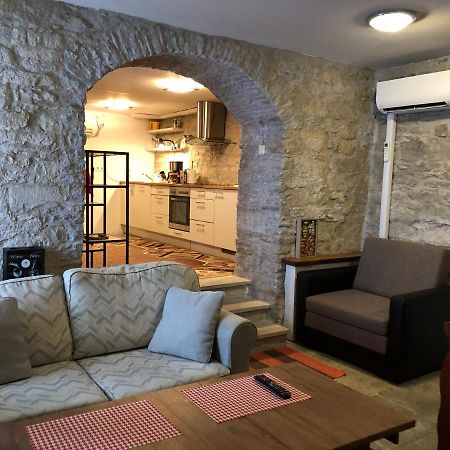 Kauba 6A Apartment 库雷萨雷 外观 照片